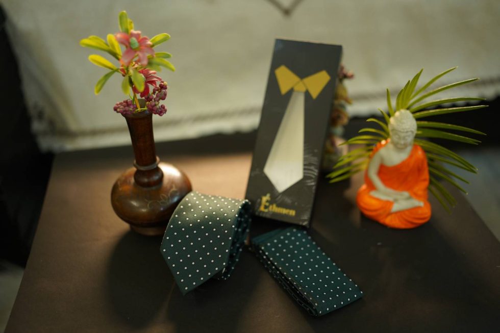 Necktie