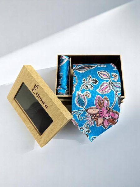 Iconic Digital Print Tie