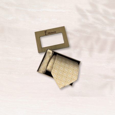 Éthmen Golden Geometric Silk Feel Tie & Pocket Square Set